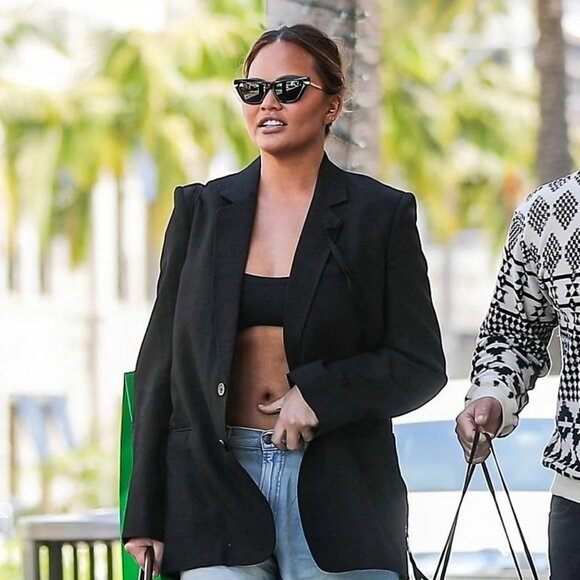 Bottega Veneta BV1241S 001 Cat Eye Sunglasses - Black/Gold/Grey - Picture 6 of 11